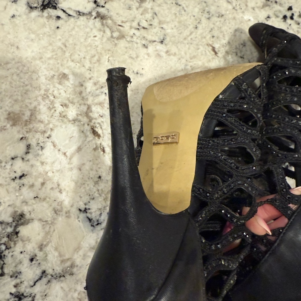 Bebe open toe stiletto webbed spiked chip heels - Picture 7 of 9